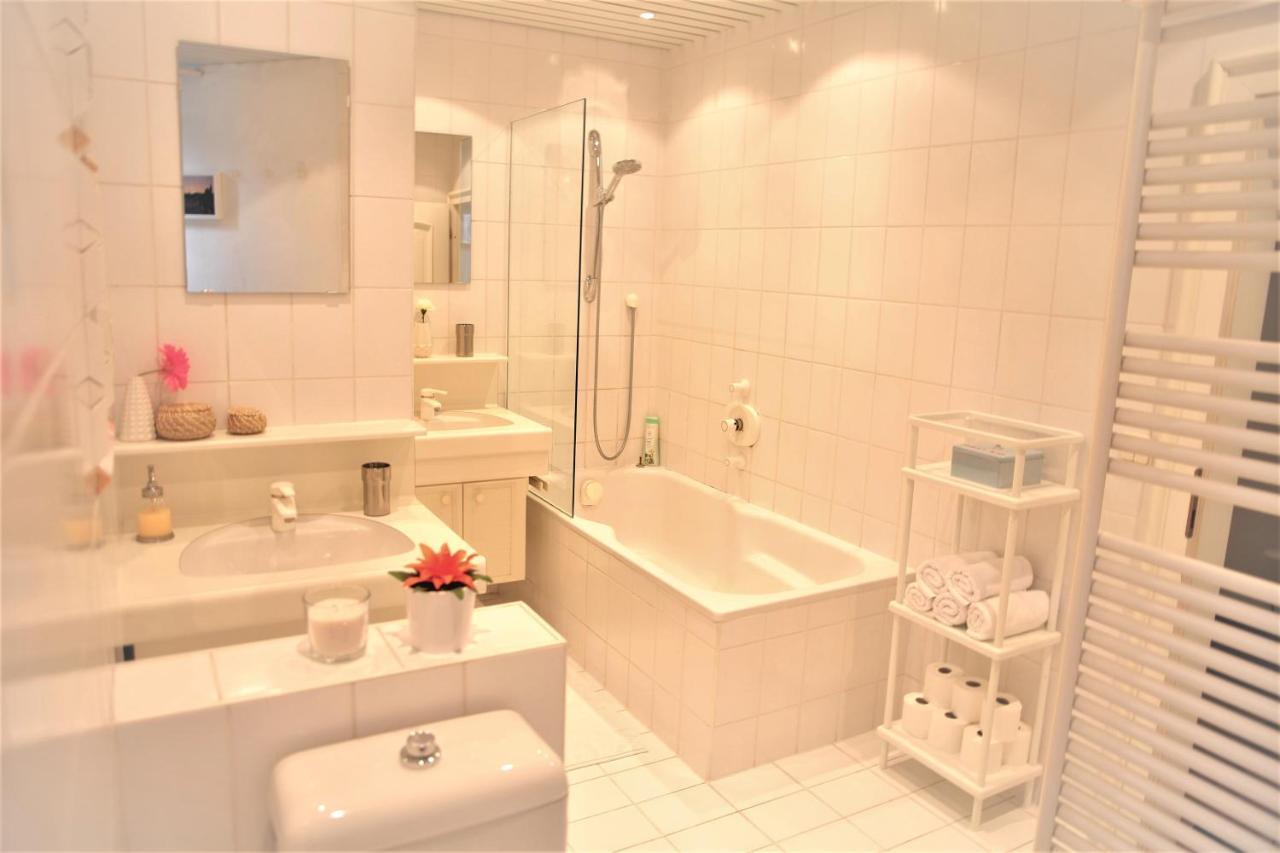 Spacious Apartment In The Heart Of Innsbruck Ngoại thất bức ảnh